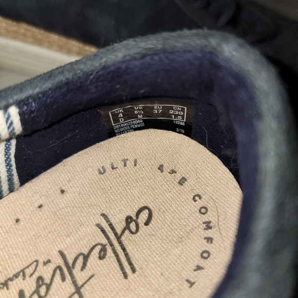 Clarks Blue Suede Tennis Shoes Size 6 - Picture 4 of 6